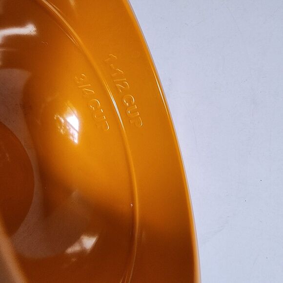 Palm Restaurant Melamine Nesting Measuring Cups Orange Set Of 3 - Picture 5 of 6